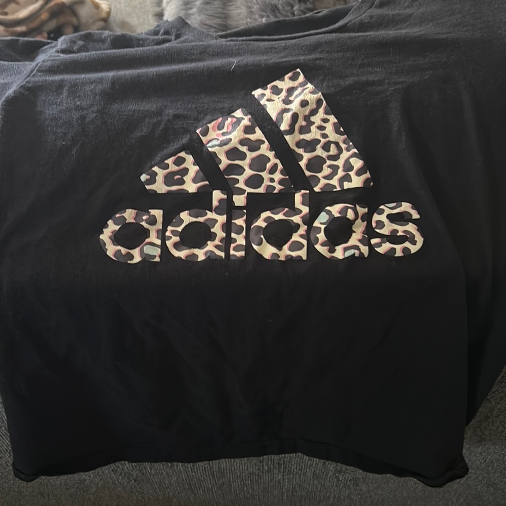 Women’s small t shirt